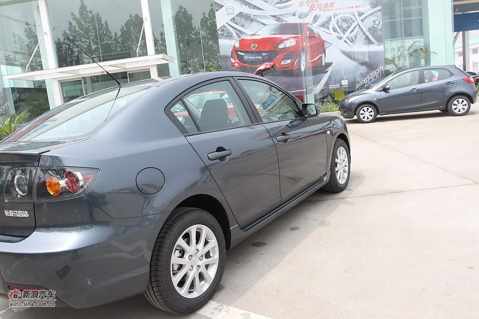 车辆外观及细节