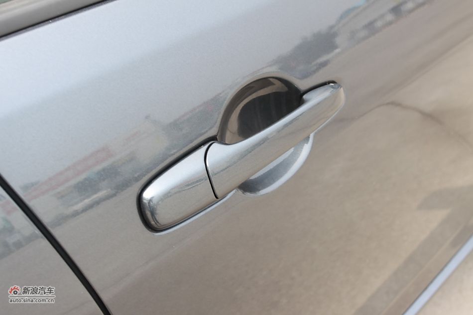 车辆外观及细节