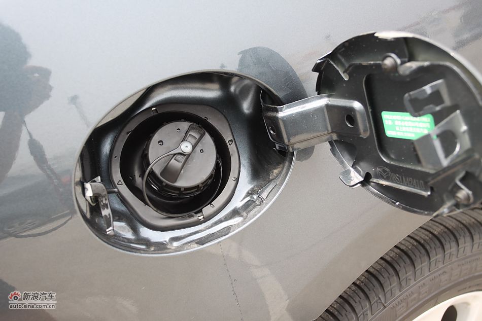 车辆外观及细节