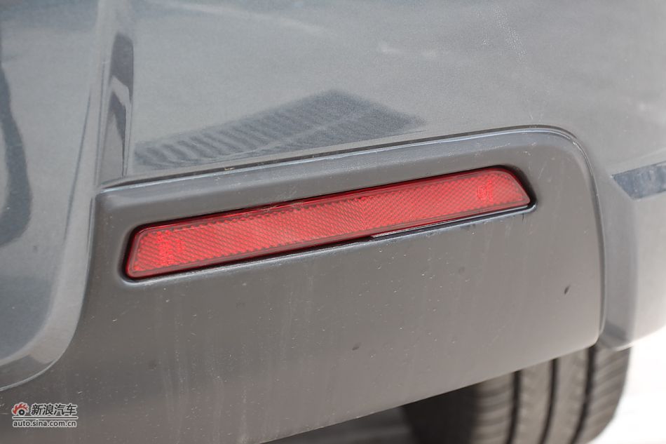 车辆外观及细节