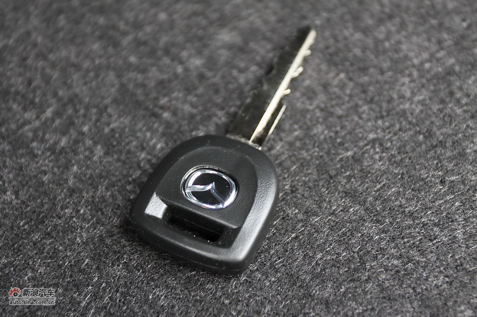 发动机、底盘悬挂及后备箱