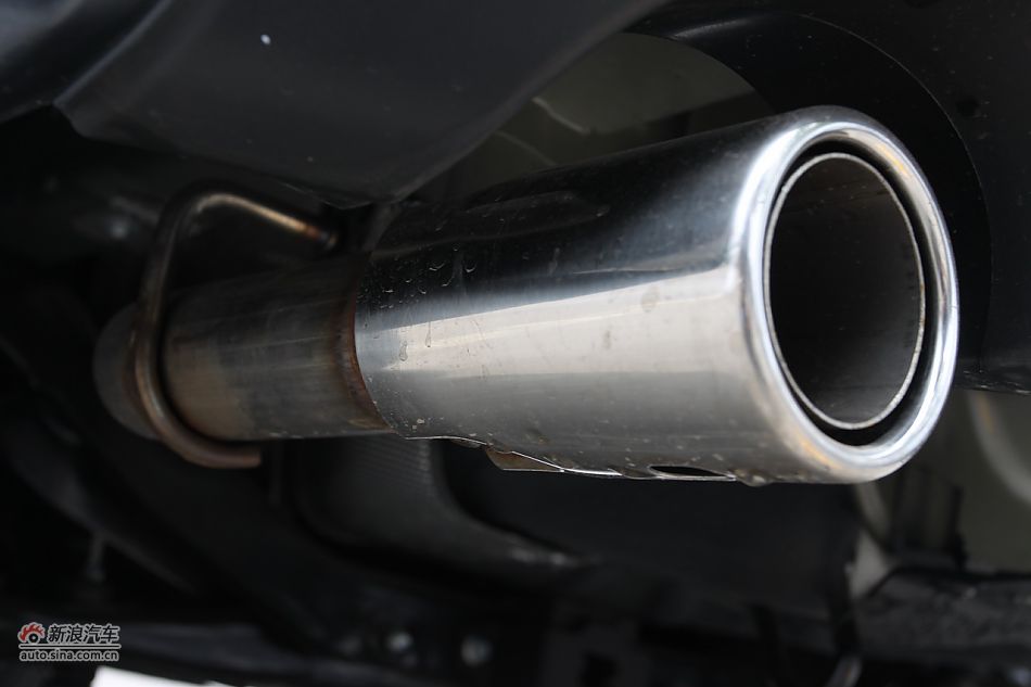 发动机、底盘悬挂及后备箱