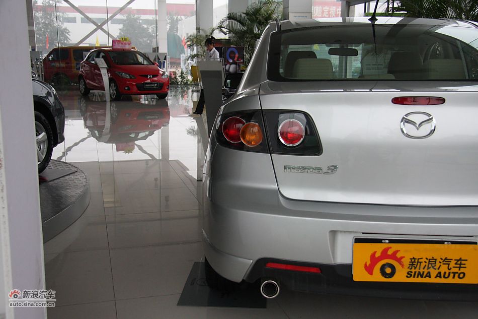 车辆外观及细节