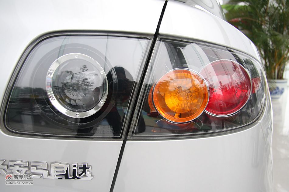 车辆外观及细节