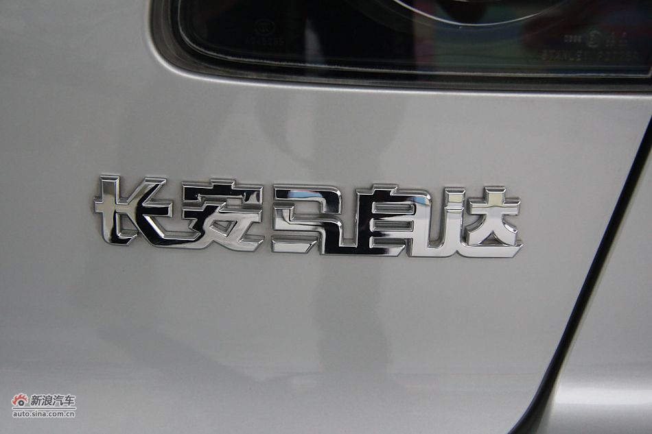 车辆外观及细节