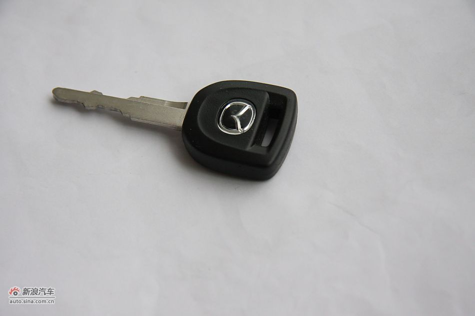 发动机、底盘悬挂及后备箱