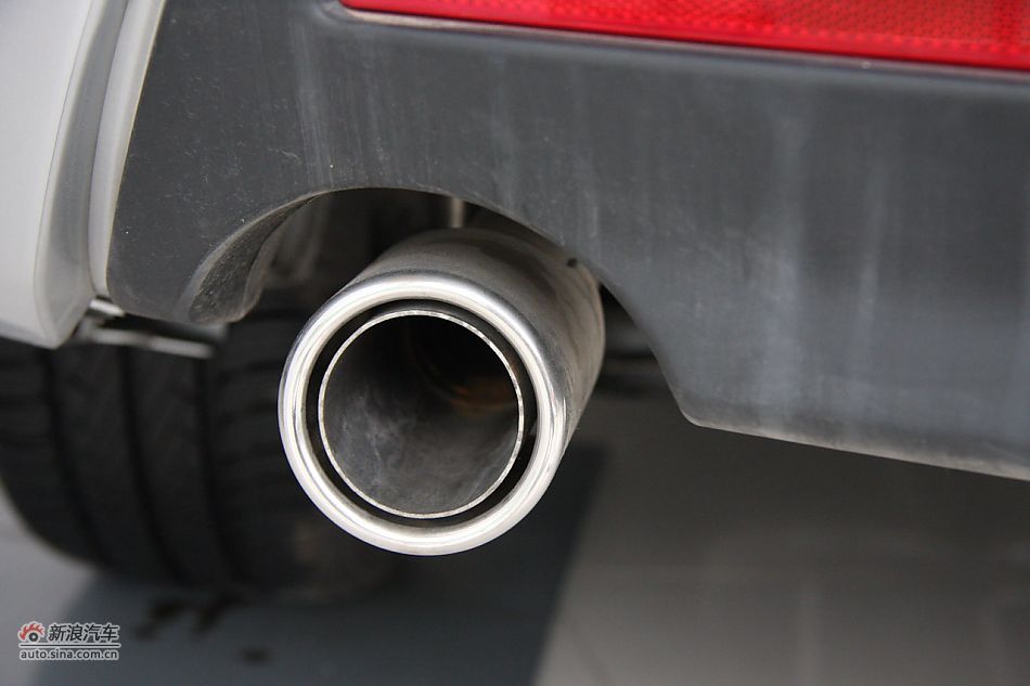 发动机、底盘悬挂及后备箱