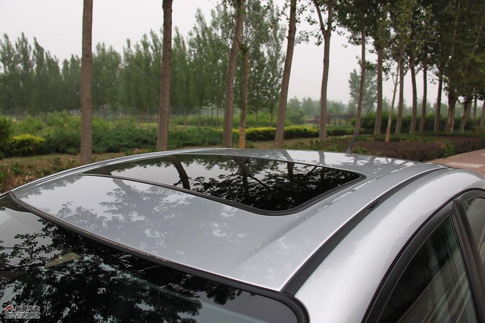 马自达3经典款外观