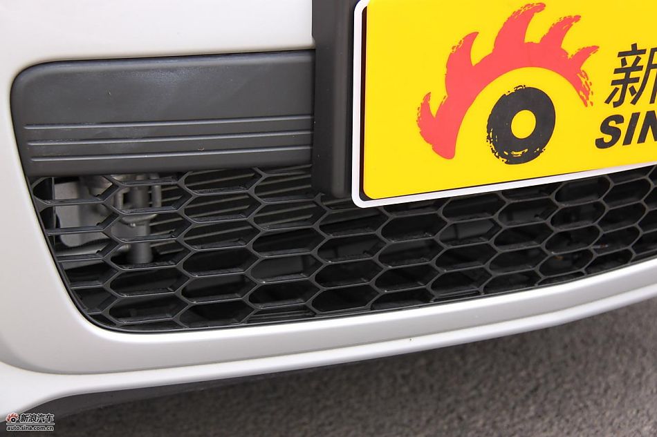 马自达3经典款外观