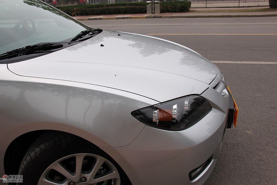 马自达3经典款外观