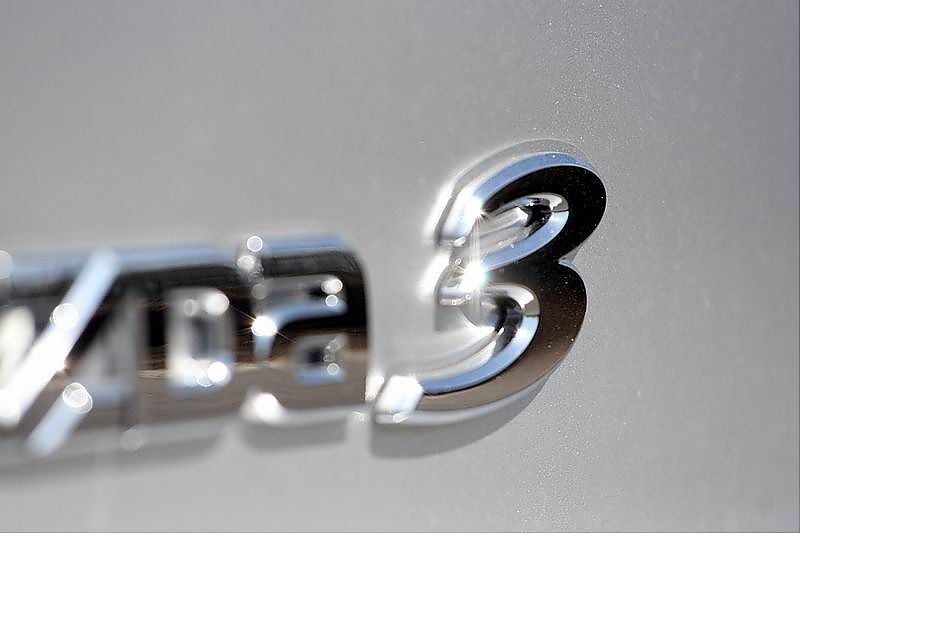 马自达3外观图片