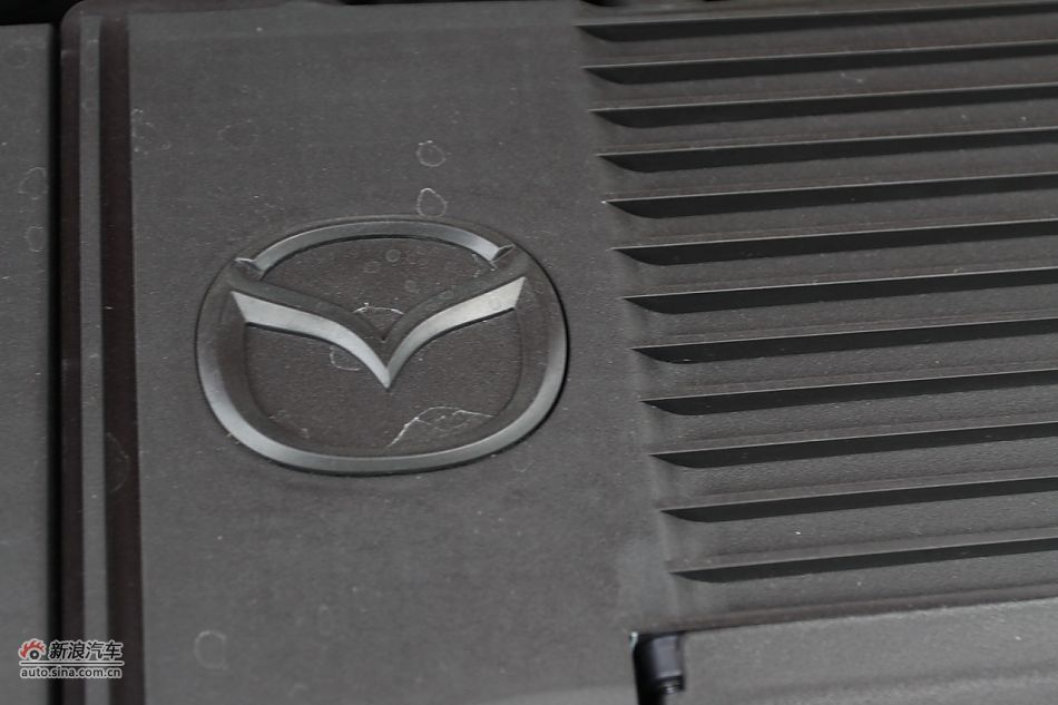 发动机、底盘悬挂及后备箱