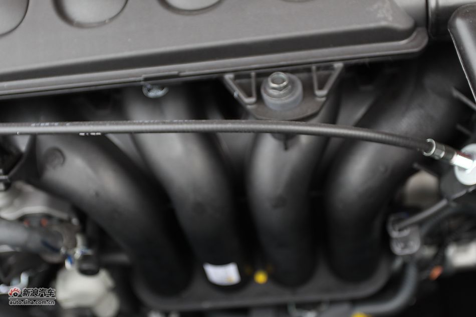 发动机、底盘悬挂及后备箱