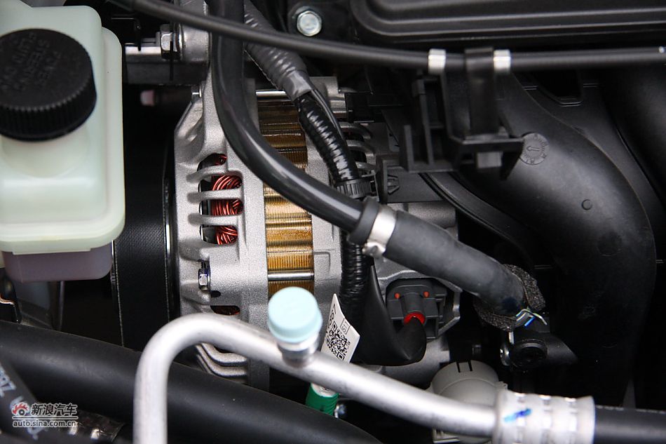 发动机、底盘悬挂及后备箱