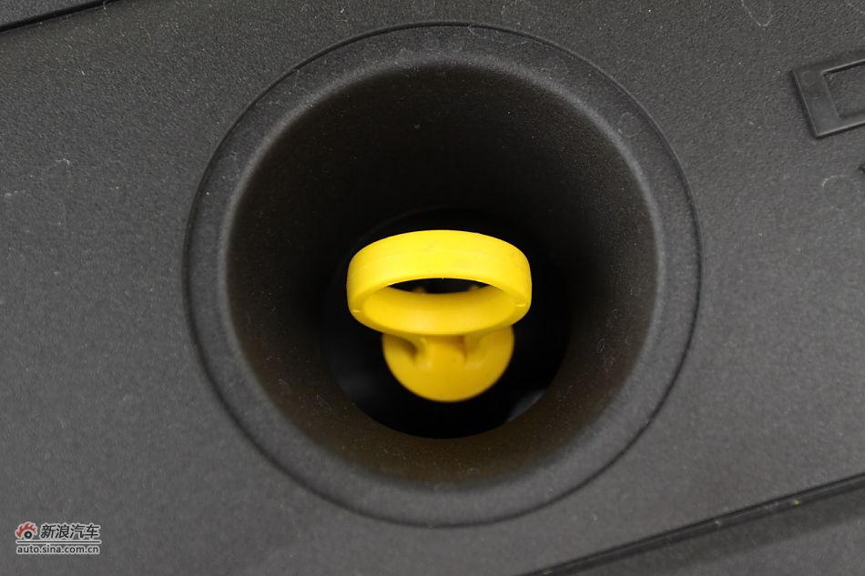 发动机、底盘悬挂及后备箱