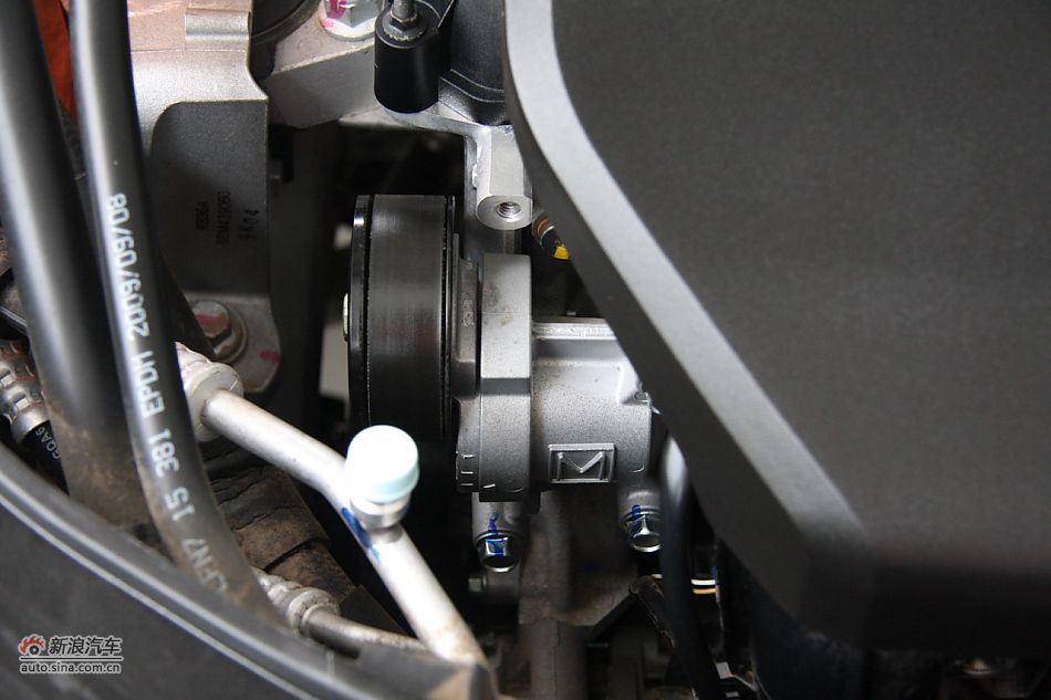 发动机、底盘悬挂及后备箱