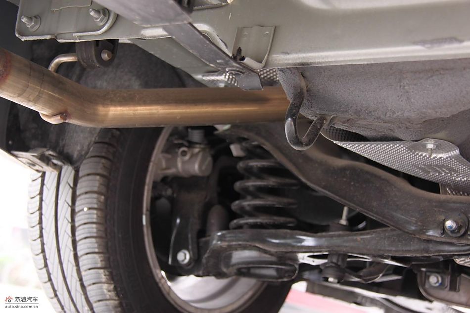 马自达3经典款底盘