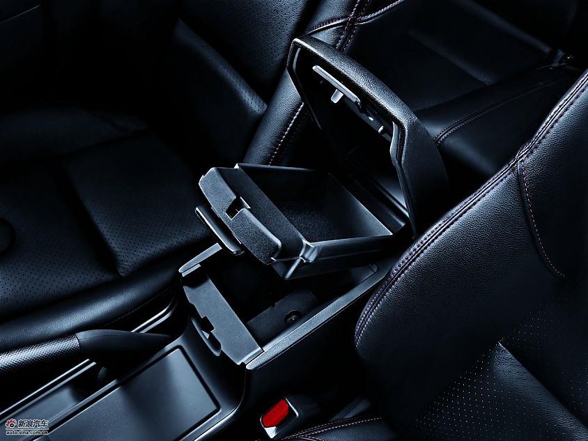 马自达3经典款-内饰