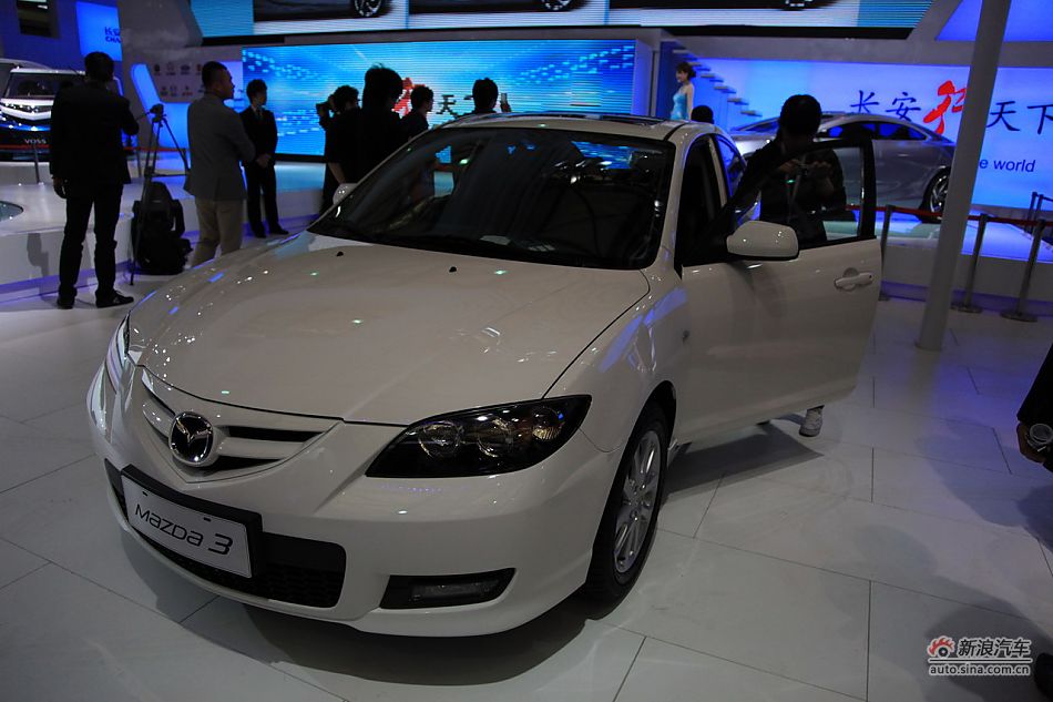 马自达3