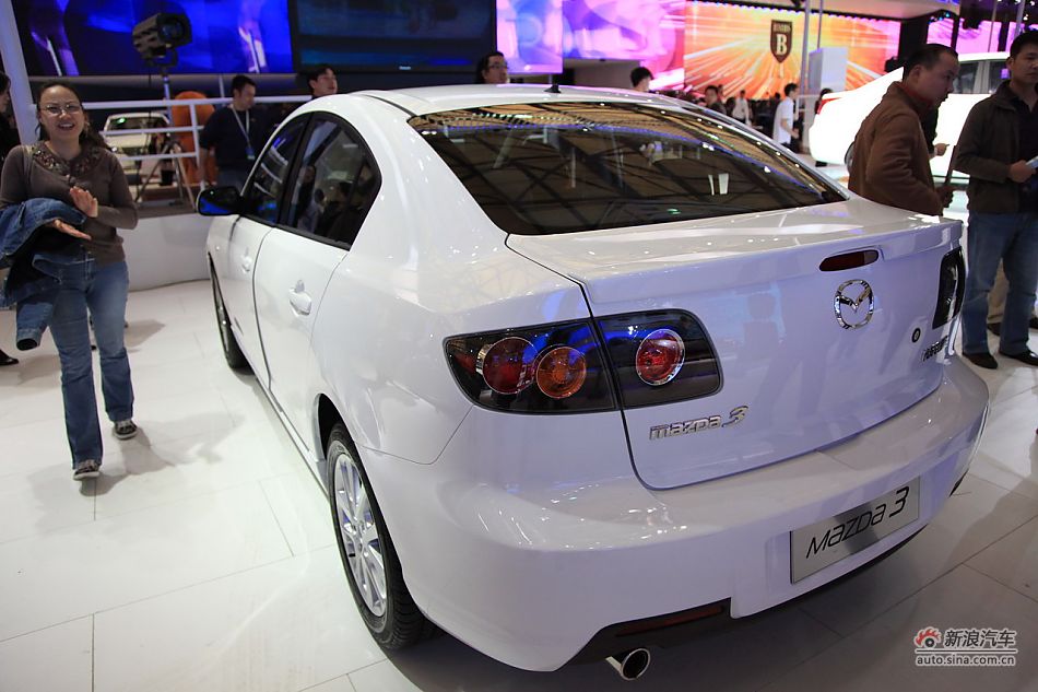 马自达3