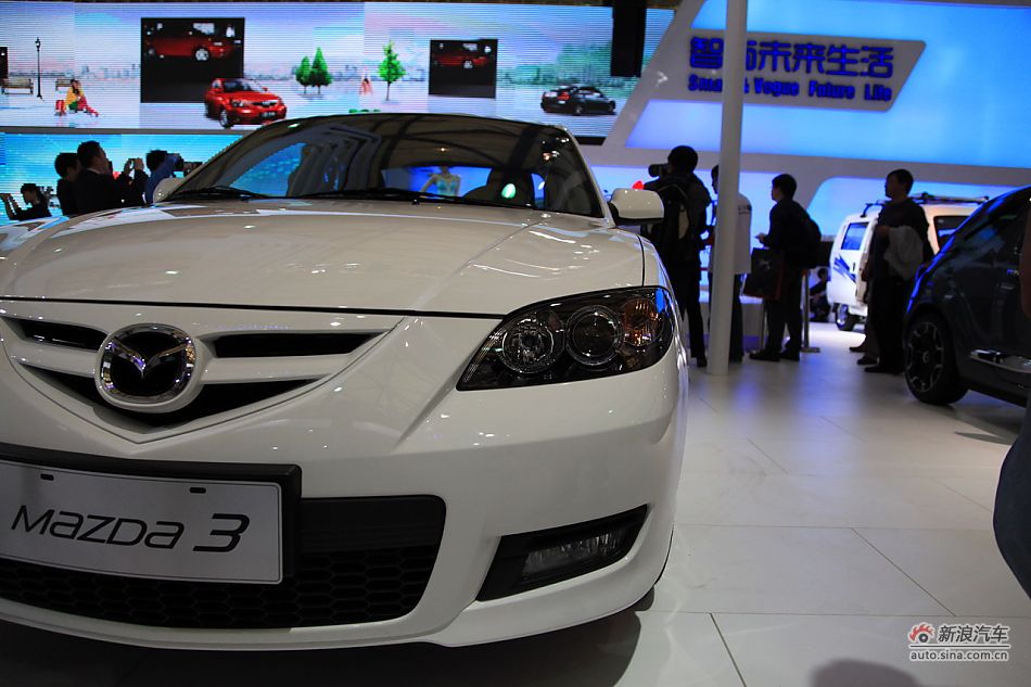 马自达3