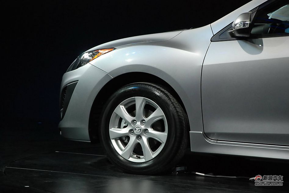 长安马自达3三厢