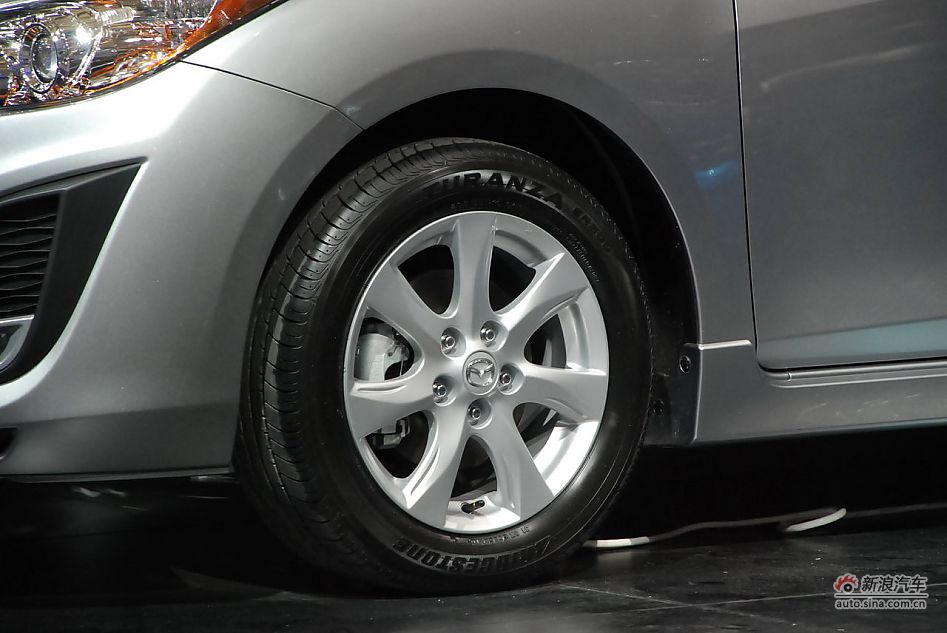 长安马自达3三厢