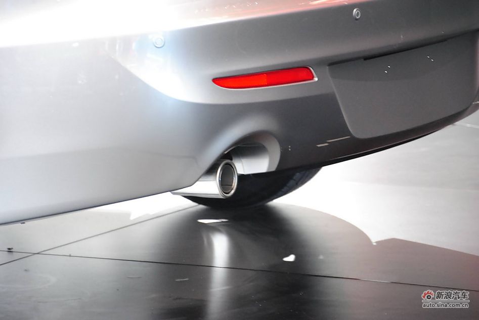 长安马自达3三厢