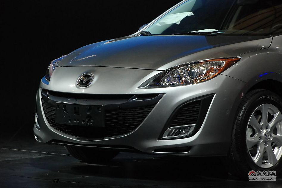 长安马自达3三厢