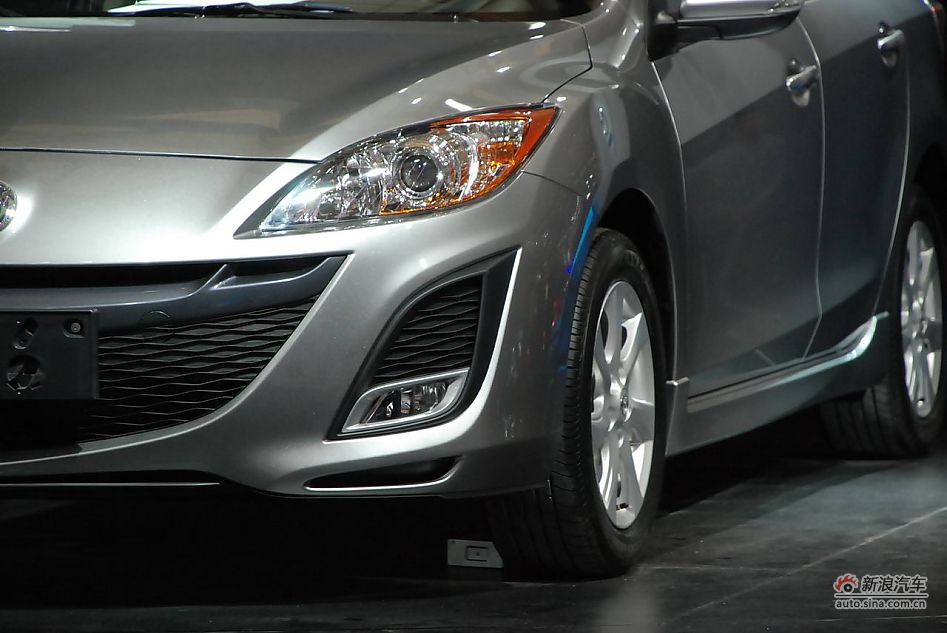 长安马自达3三厢