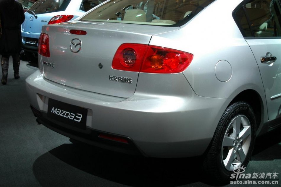 马自达3