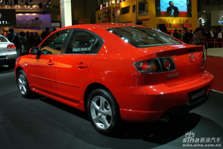 马自达3