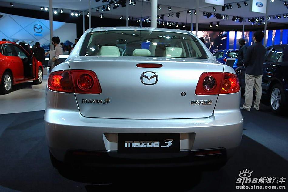 马自达3
