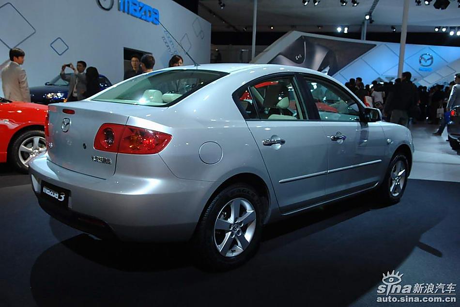 马自达3
