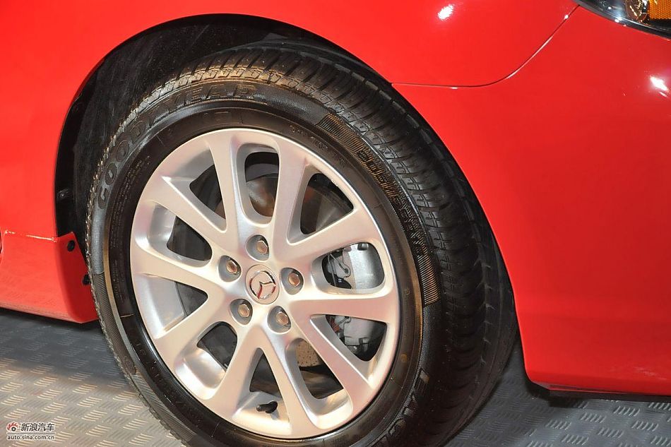 马自达3经典款上市现场图-外观