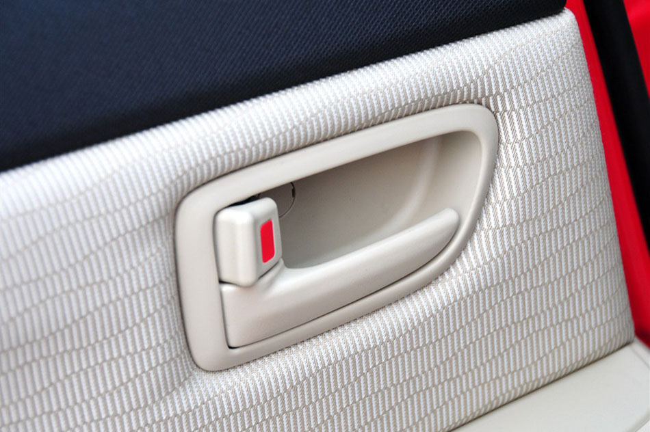 马自达3 2012款 1.6L AT 经典款标准型 空间