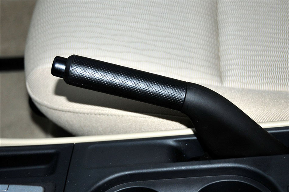 马自达3 2012款 1.6L AT 经典款标准型 内饰