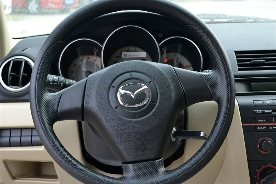 马自达3 2012款 1.6L AT 经典款标准型 内饰