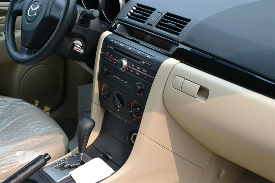 马自达3 2012款 1.6L AT 经典款标准型 内饰