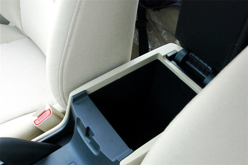 马自达3 2012款 1.6L MT 经典款特惠型 空间