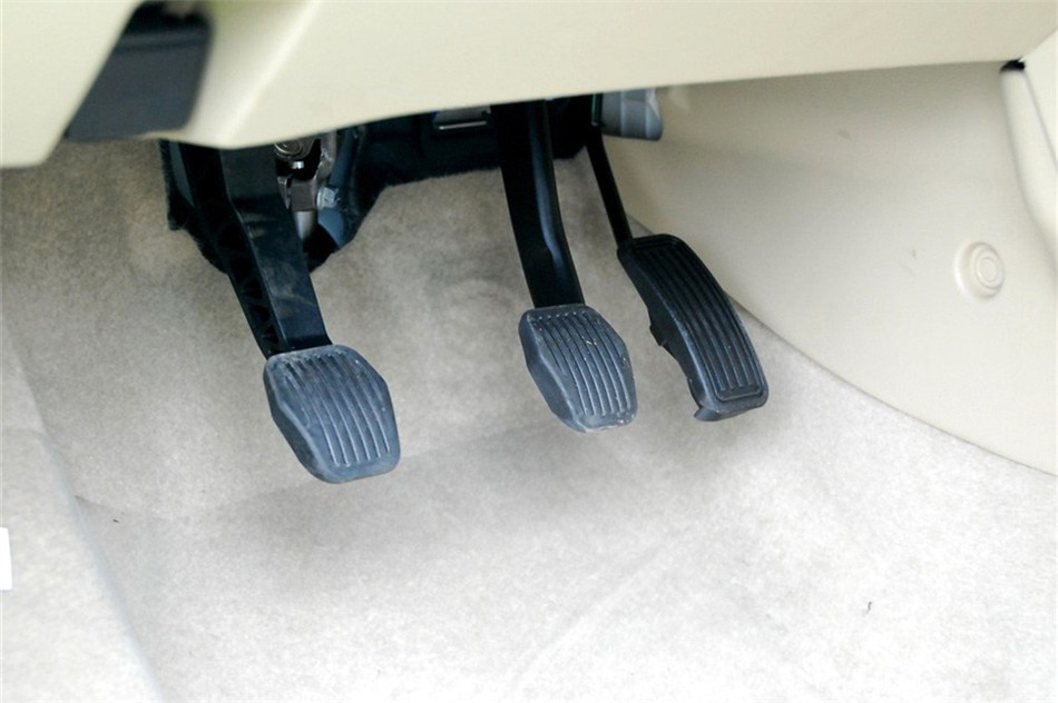 马自达3 2012款 1.6L MT 经典款特惠型 空间