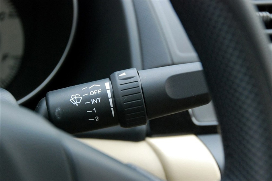 马自达3 2012款 1.6L MT 经典款特惠型 内饰