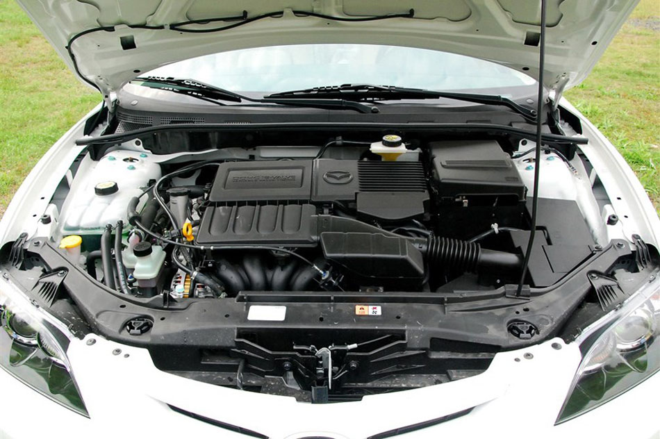 马自达3 2012款 1.6L MT 经典款特惠型 引擎底盘