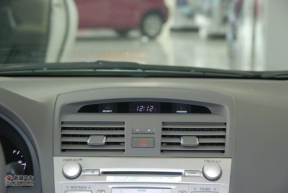 2011款广汽丰田凯美瑞纪念版