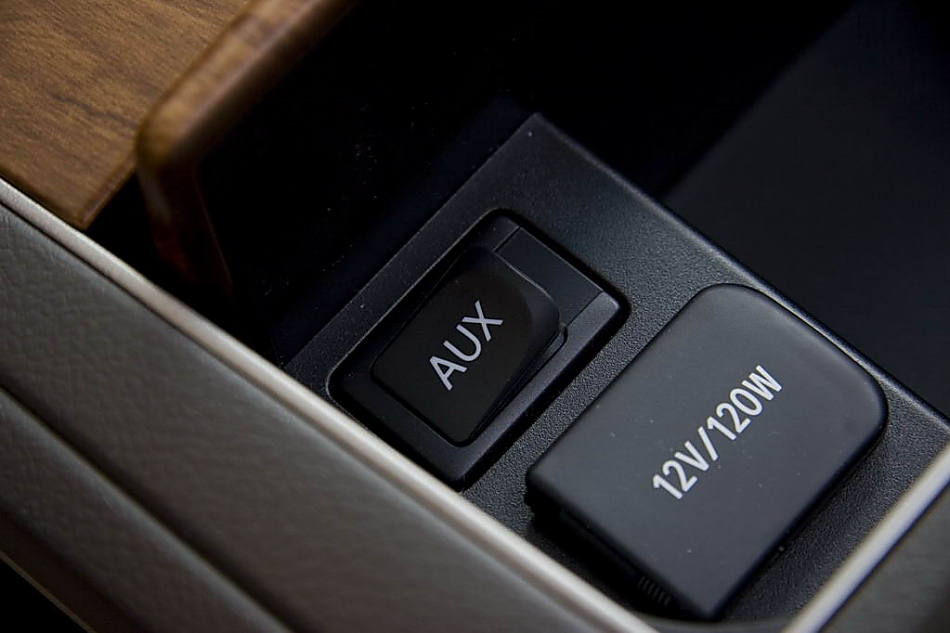 新款凯美瑞内饰