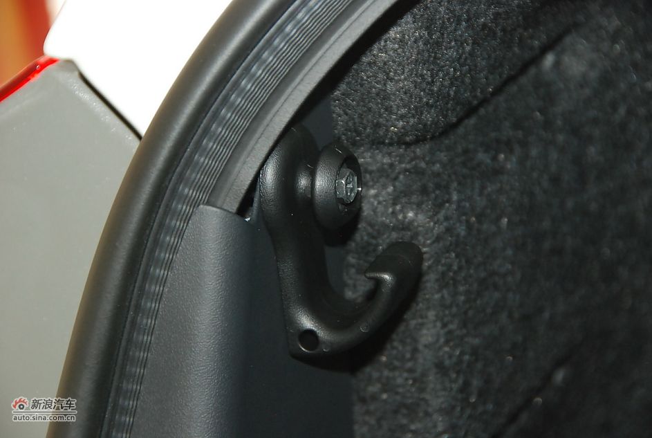 2011款广汽丰田凯美瑞纪念版