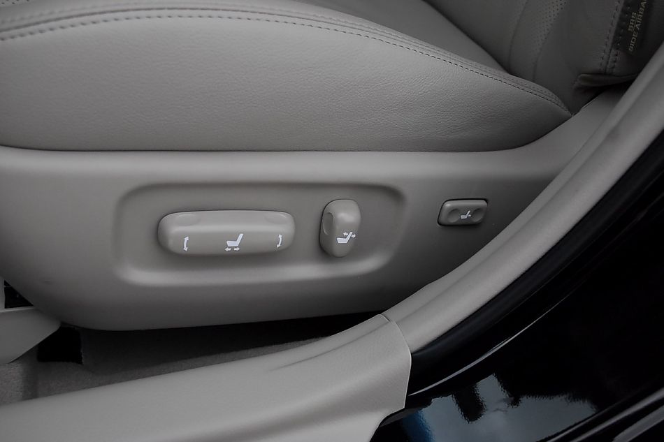 2010款凯美瑞试驾实拍