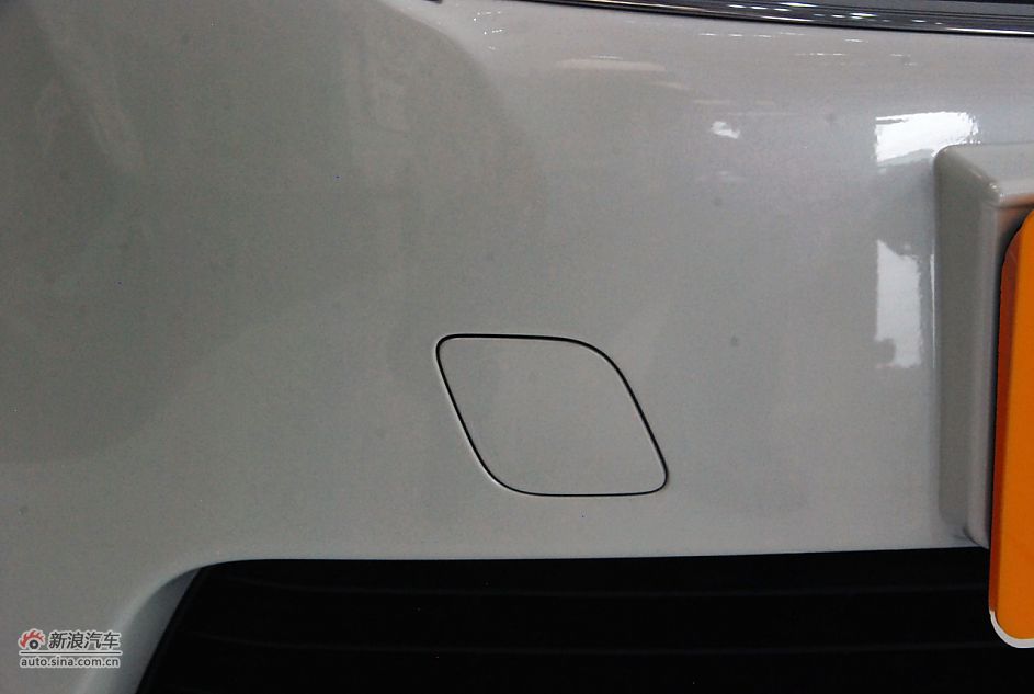 2011款广汽丰田凯美瑞纪念版