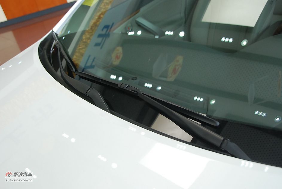 2011款广汽丰田凯美瑞纪念版