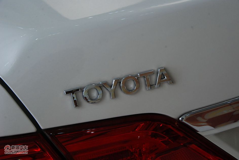 2011款广汽丰田凯美瑞纪念版